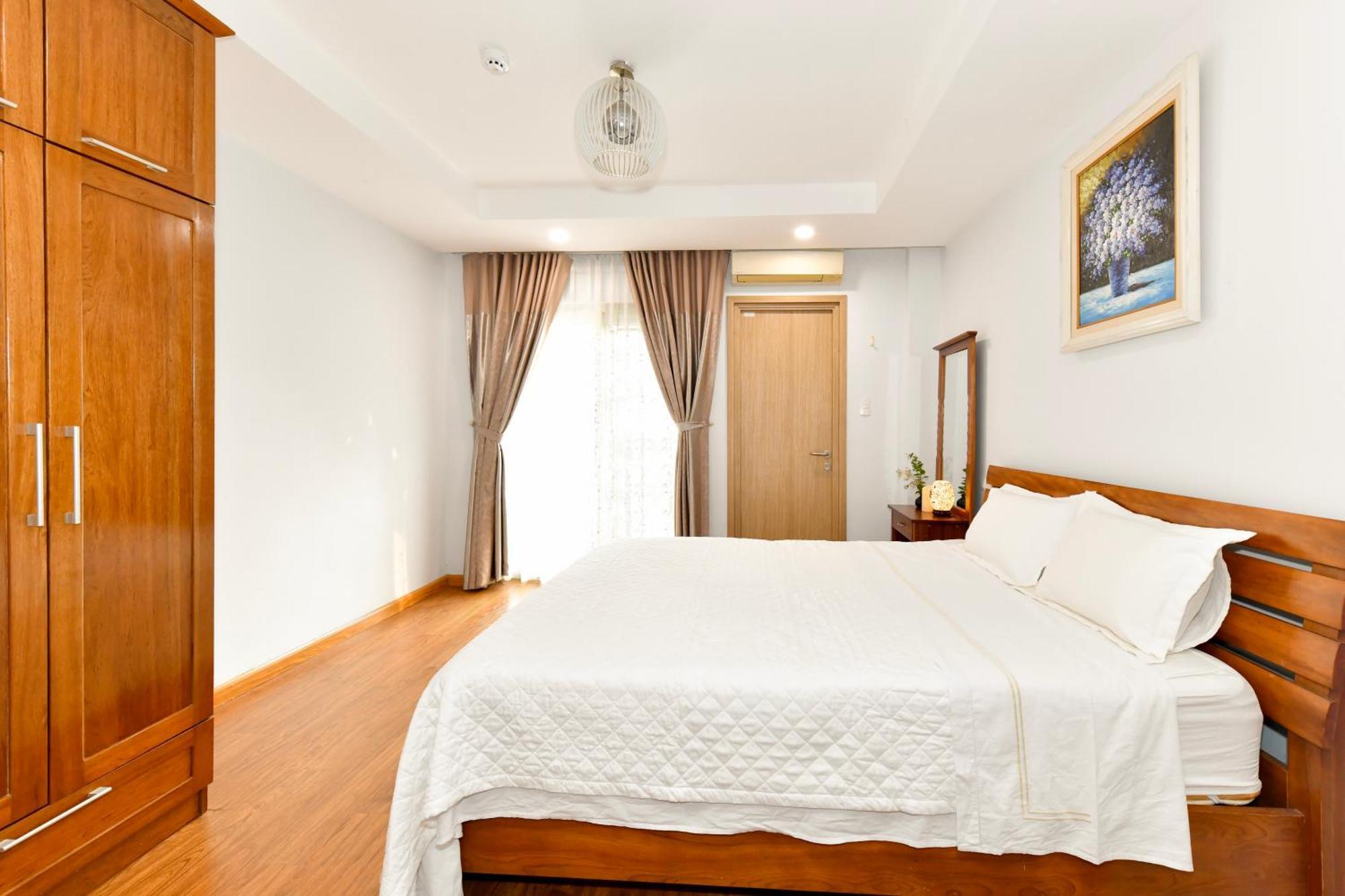 May Residence-800M From Opera House Ханой Екстериор снимка