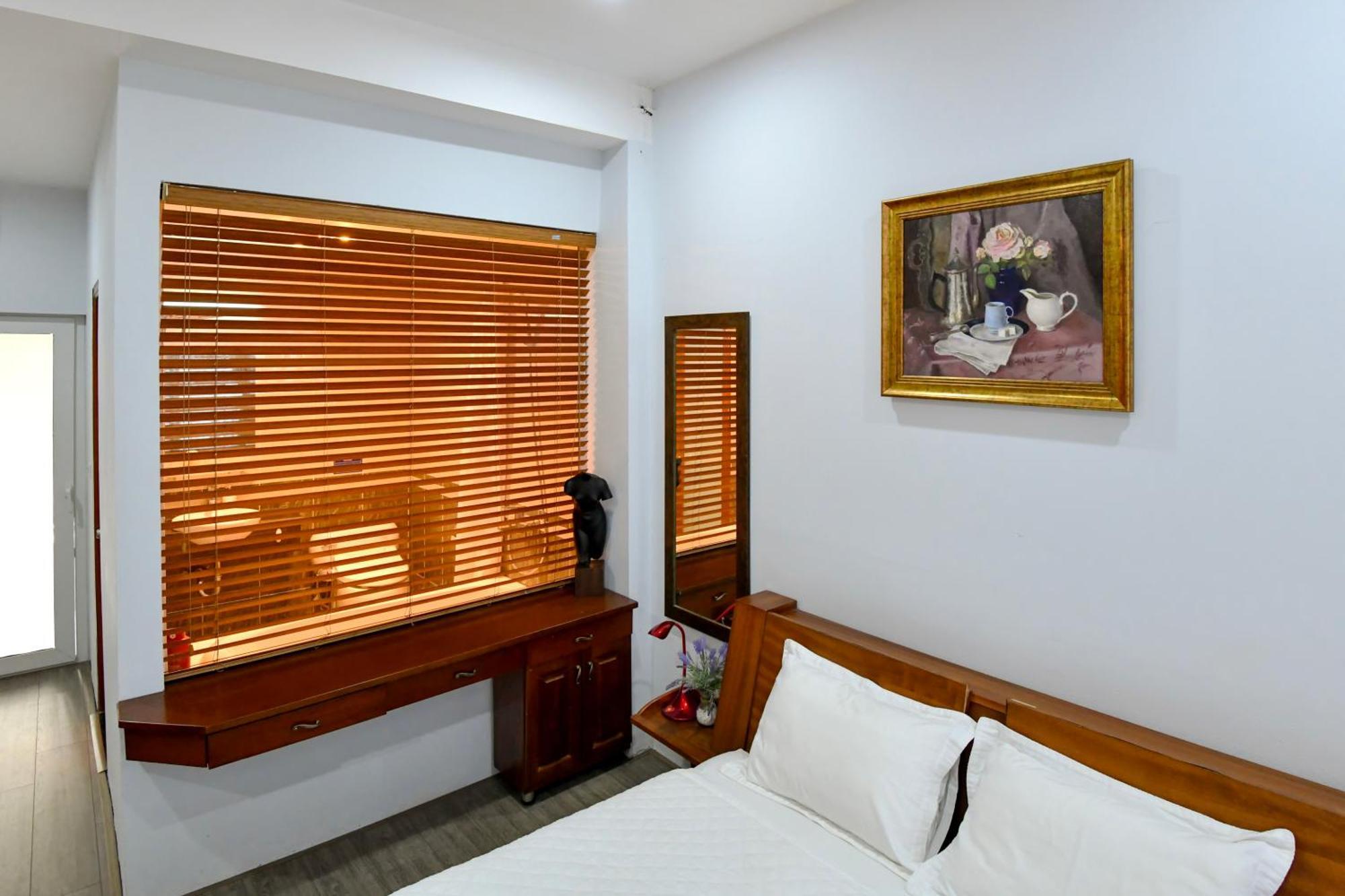 May Residence-800M From Opera House Ханой Екстериор снимка